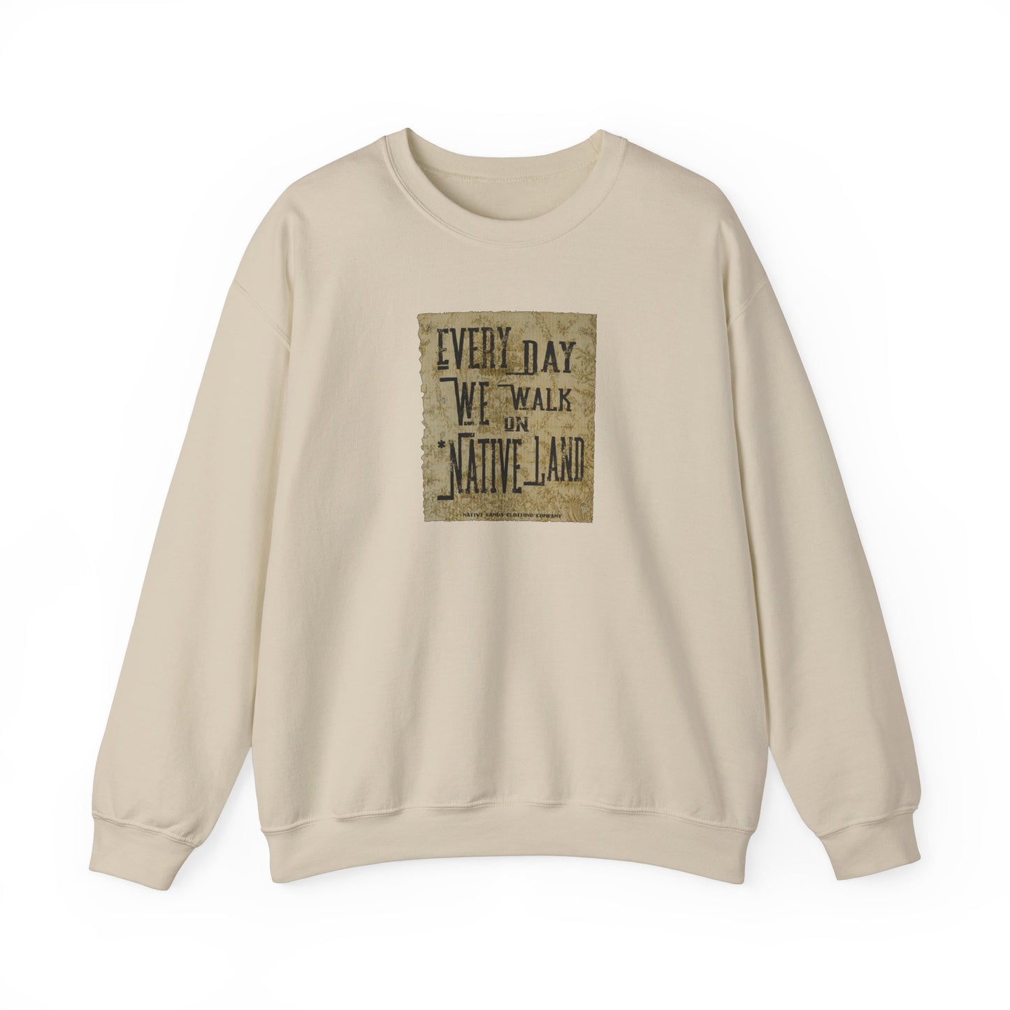 Every Day We Walk Sweatshirt (voor/achter) - First Nations, Canadese Aboriginal, Inheems, Native American